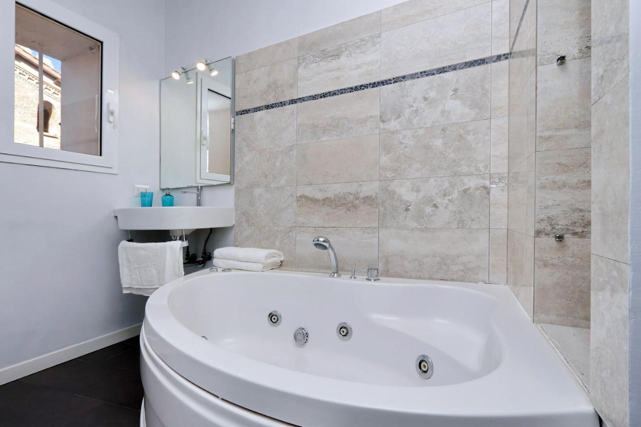 Monti Charming Apartment - Rome Short Let Service 外观 照片